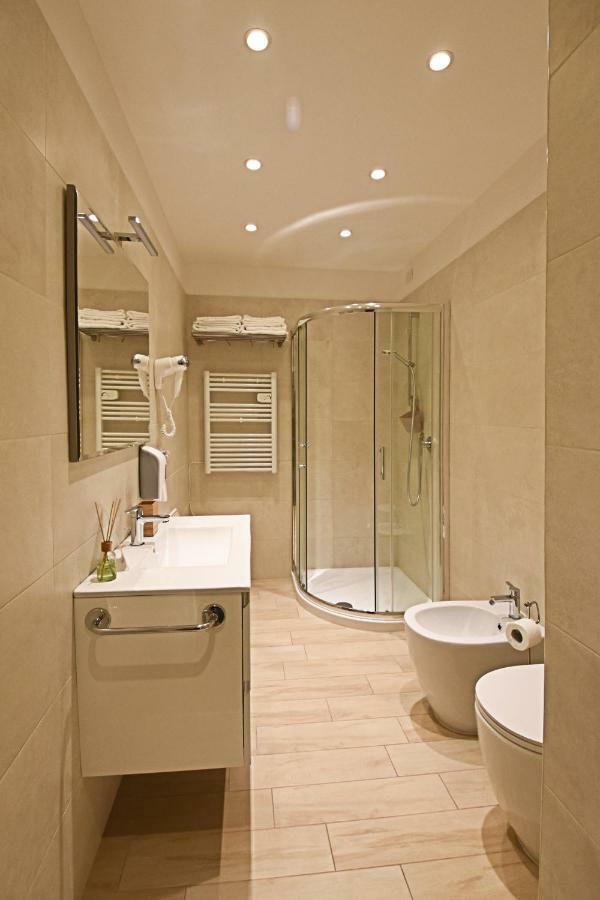 Edo Gallery Suites Кальярі Екстер'єр фото